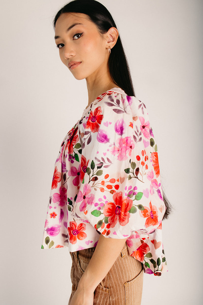 The Sonder Lace Trim Blouse in Red + Pink Floral – Piper & Scoot
