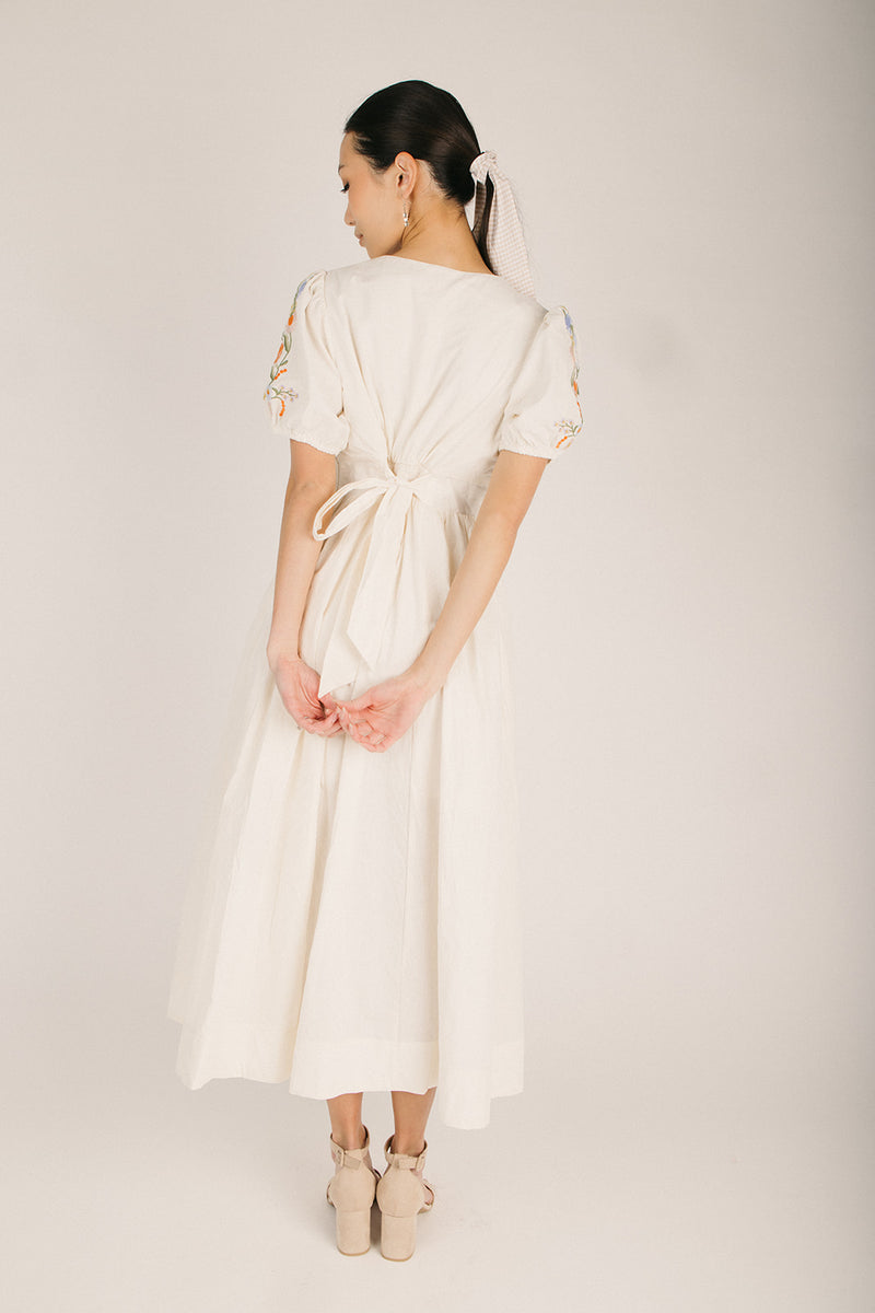 The Shanda Embroidered Button-Up Midi Dress in Buttercream – Piper & Scoot