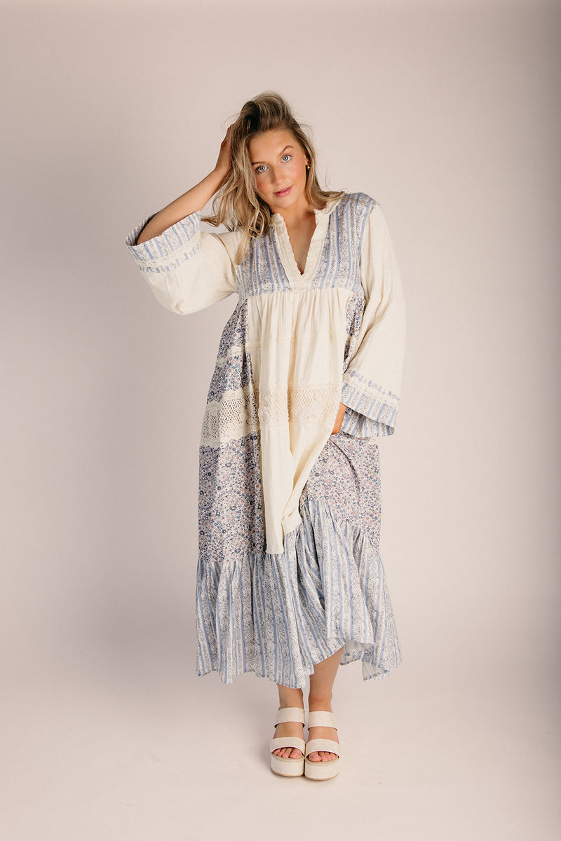 The Dansie Floral Contrast Maxi Dress in Natural – Piper & Scoot