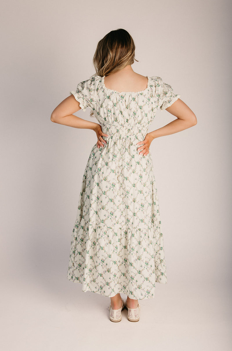 The Fostoria Lace Hem Floral Maxi Dress in Fern – Piper & Scoot