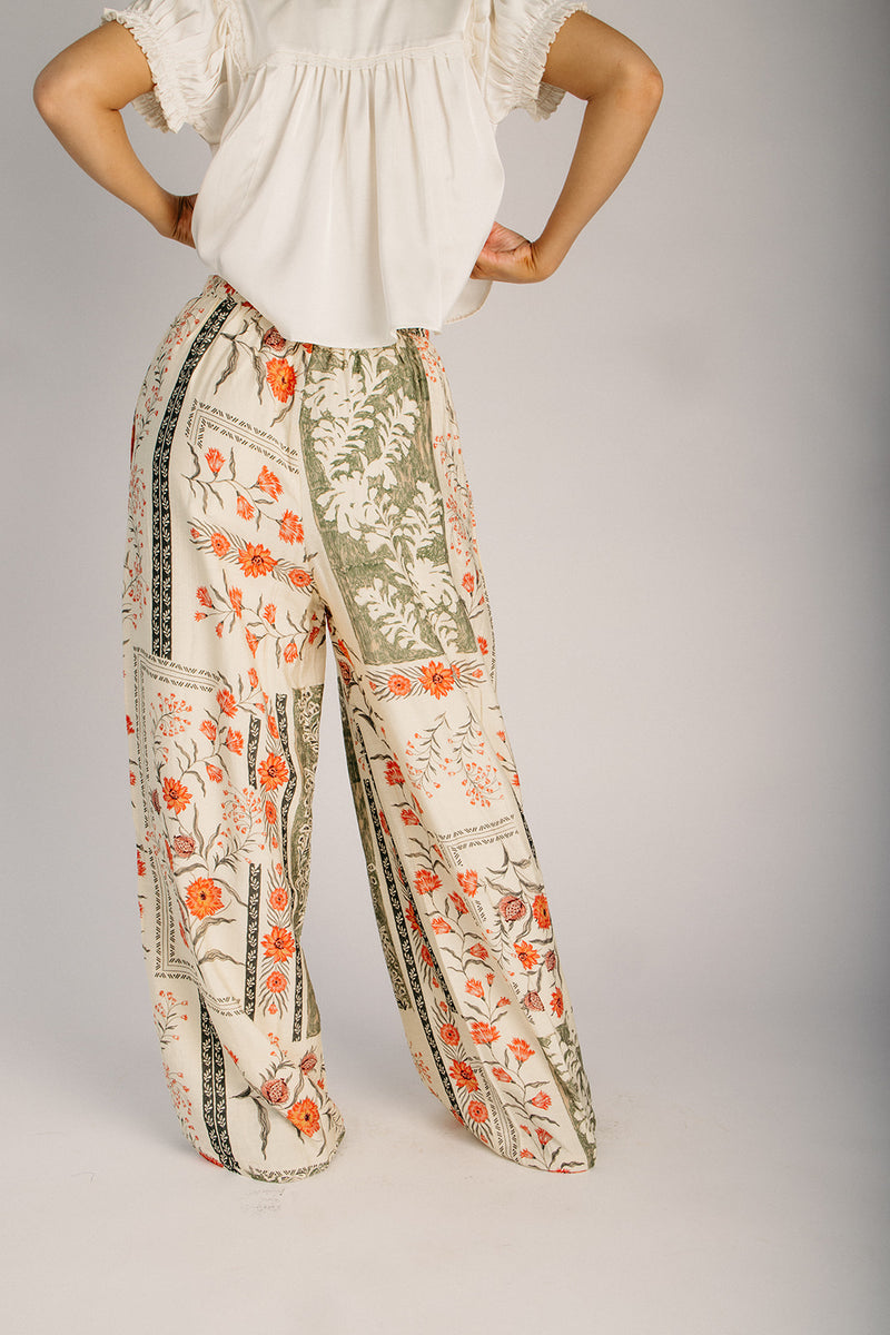 The Lozano Floral Print Flowy Pant in Ecru – Piper & Scoot