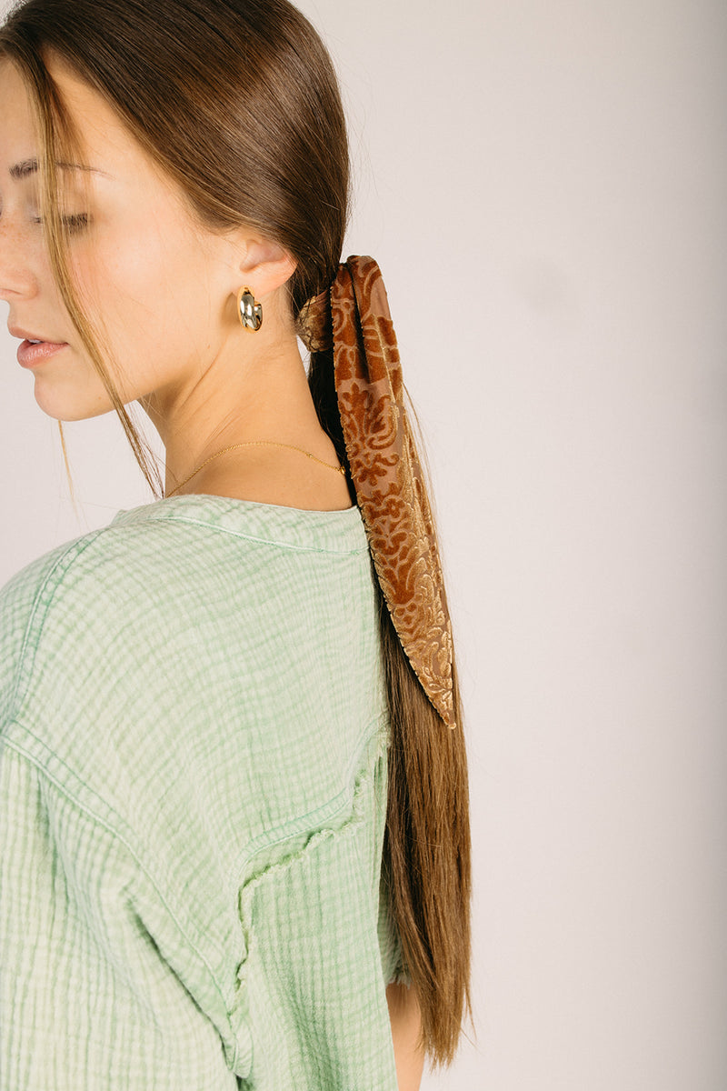 The Hendrix Patterned Headband in Gold Velvet – Piper & Scoot