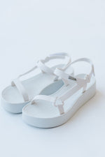 Melissa: Sun Downtown Platform in White (SHIPS IN 1 WEEK)