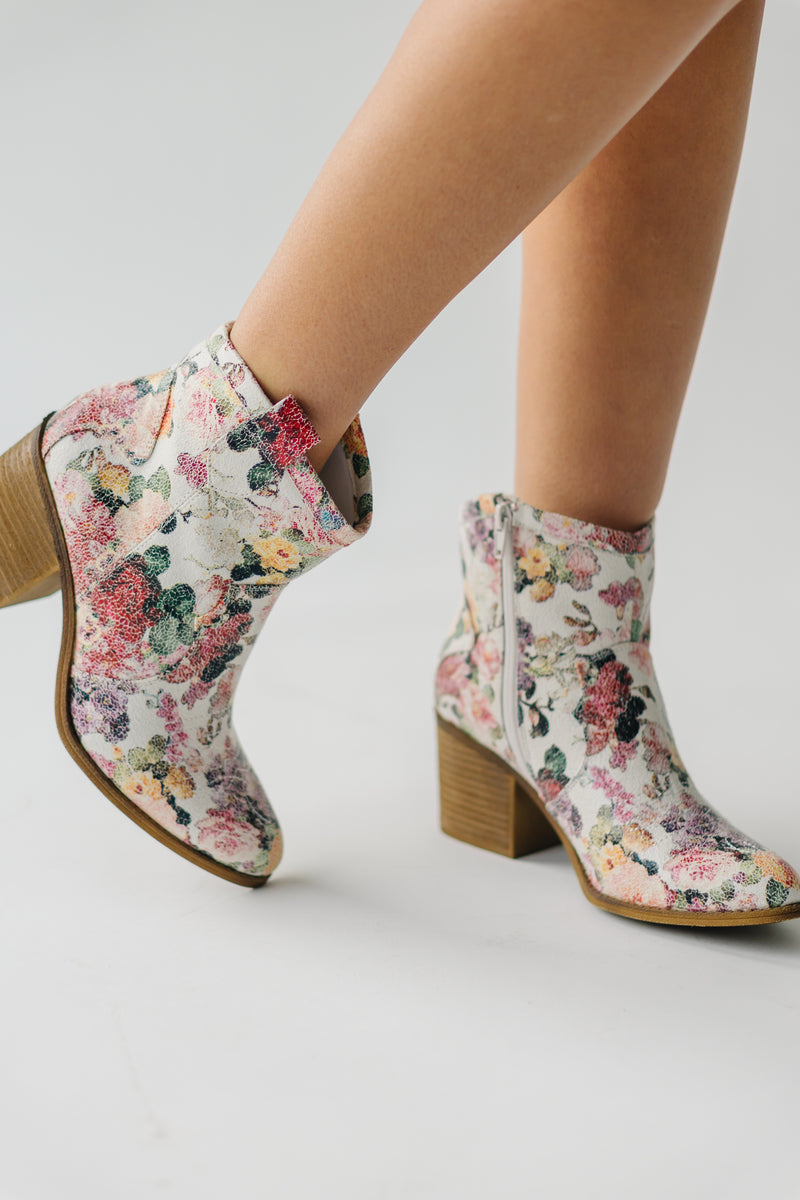 Chinese Laundry: Unite Western Bootie in White Floral