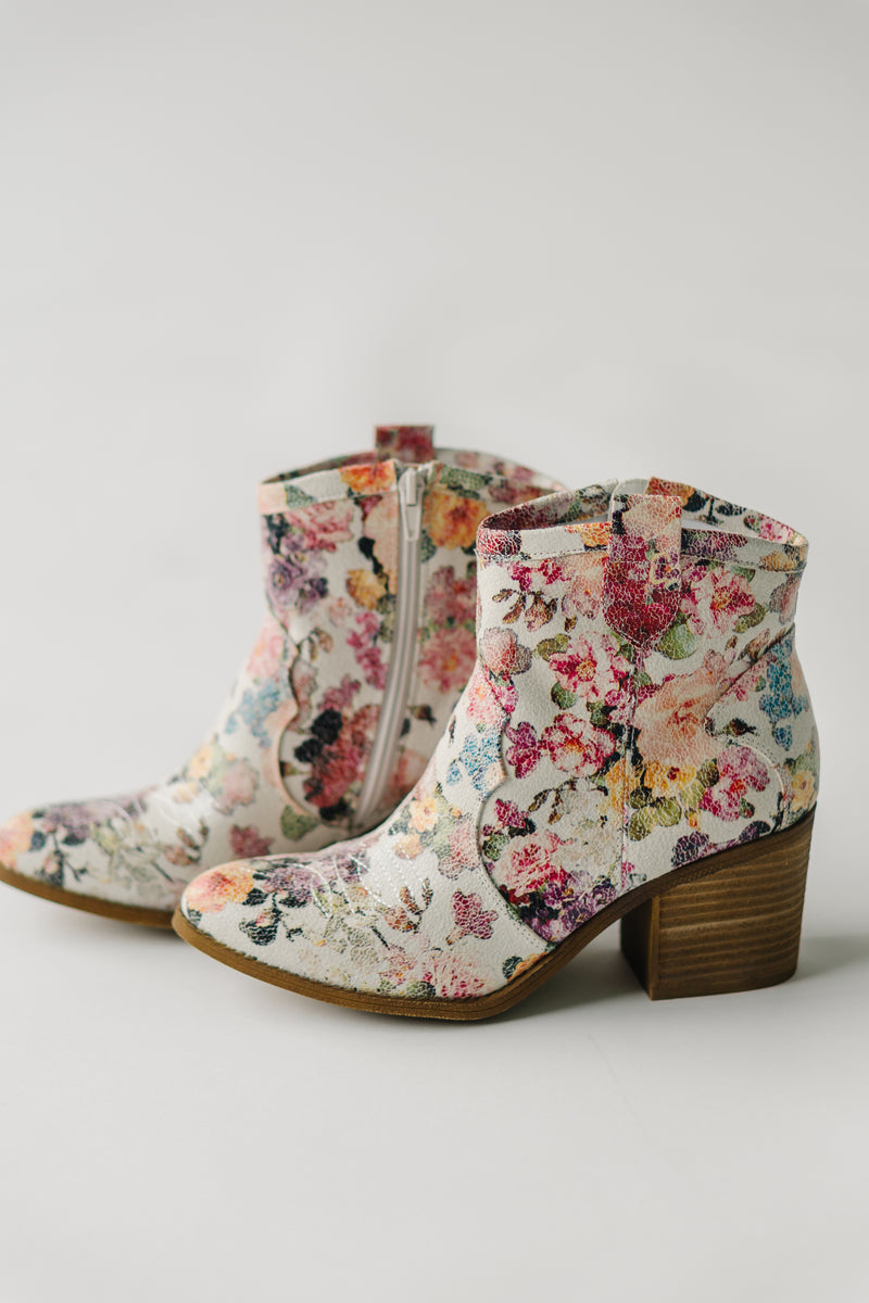 Chinese Laundry: Unite Western Bootie in White Floral