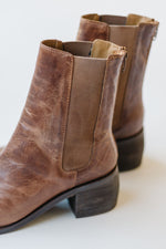 Matisse: Campello Chelsea Boot in Vintage Tan