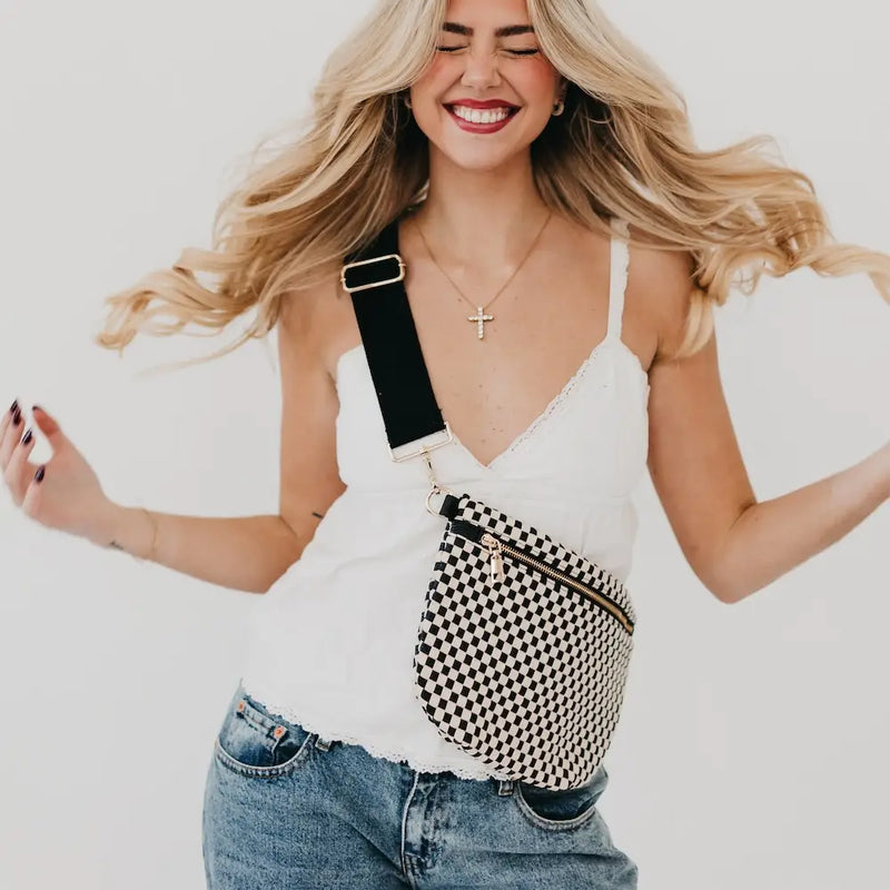 The Westlyn Woven Bag in Checkered Black