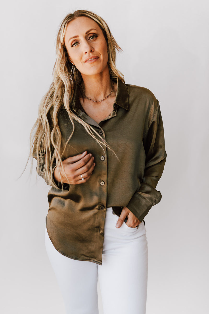 The Flade Satin Blouse in Olive