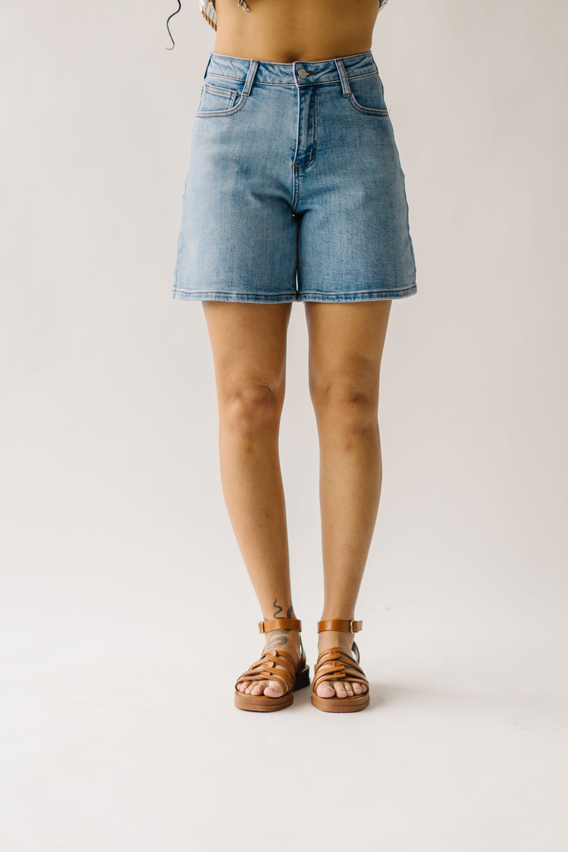 The Wagler Bermuda Mom Short in Medium Denim