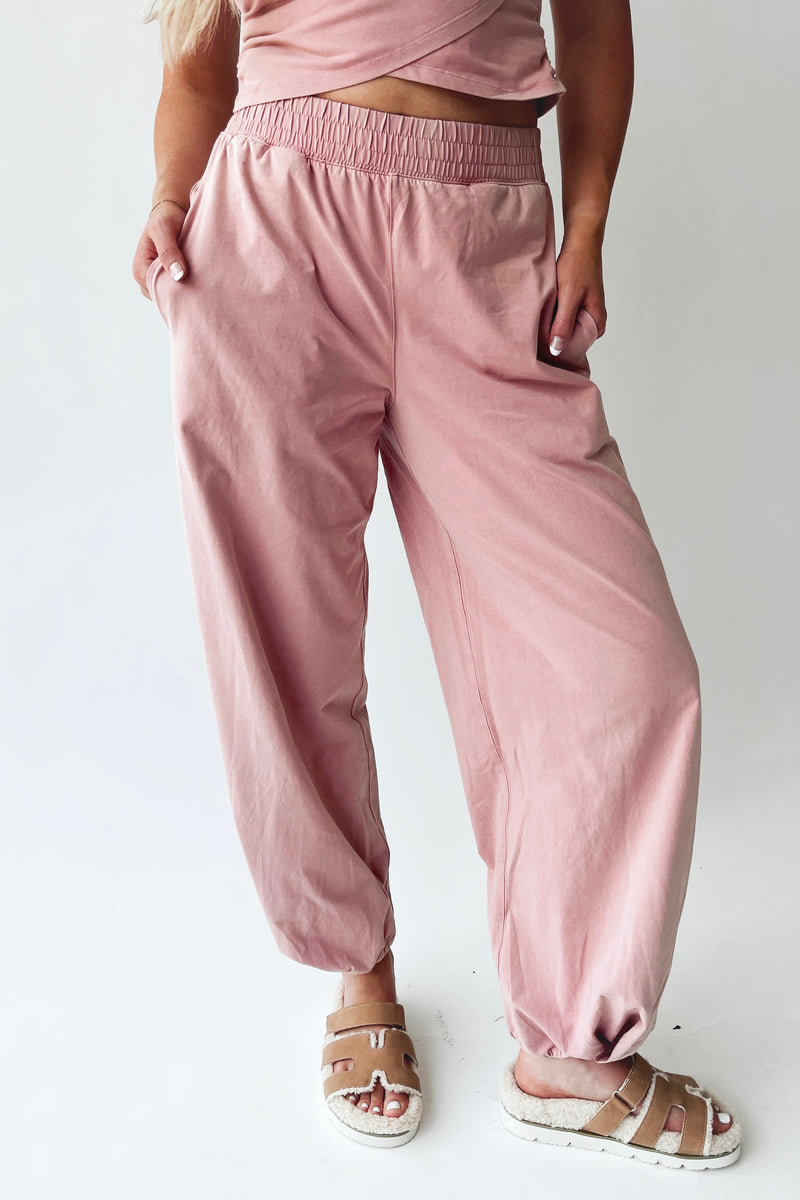 The Hintze Mineral Washed Jogger in Dusty Rose