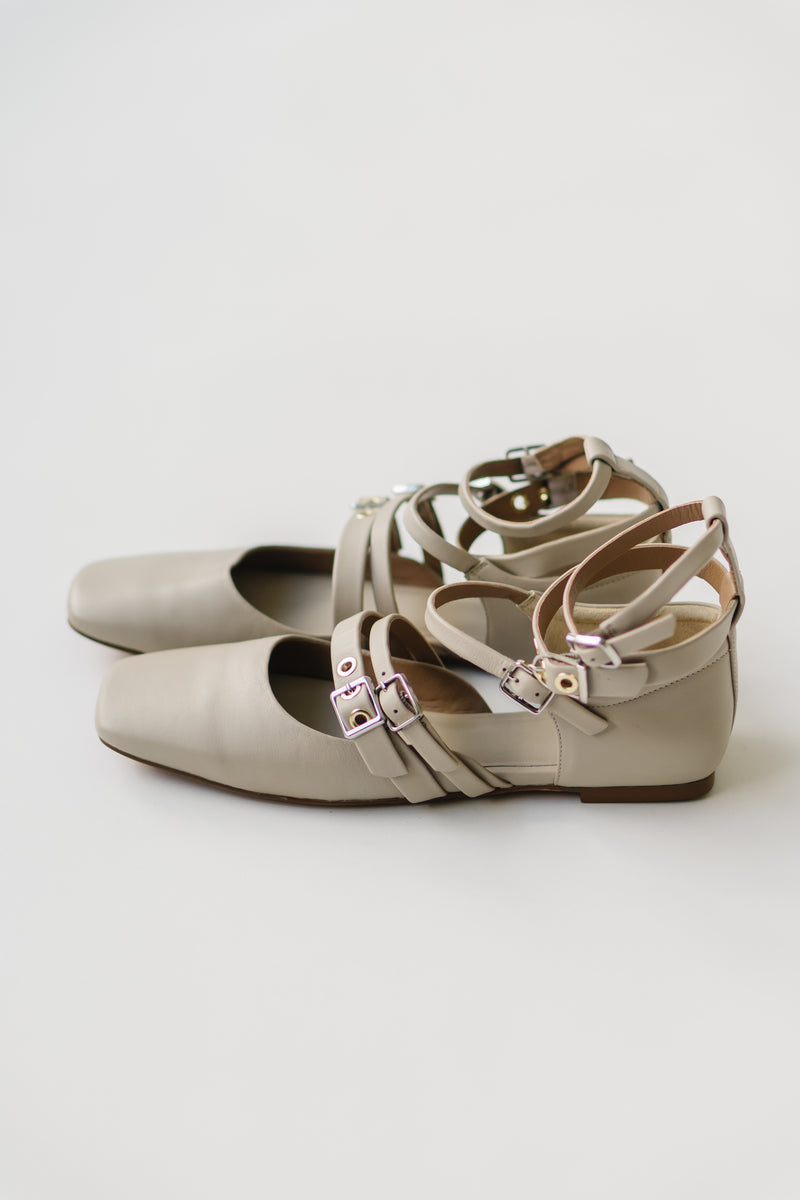 Free People: Hart Buckle Flat in Cafe