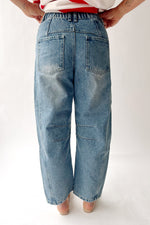 The Annie Slouchy Barrel Jean in Light Denim