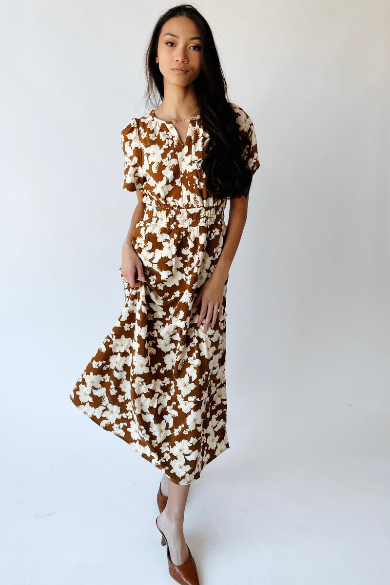 The Nicolette Floral Tiered Midi Dress in Brown Multi