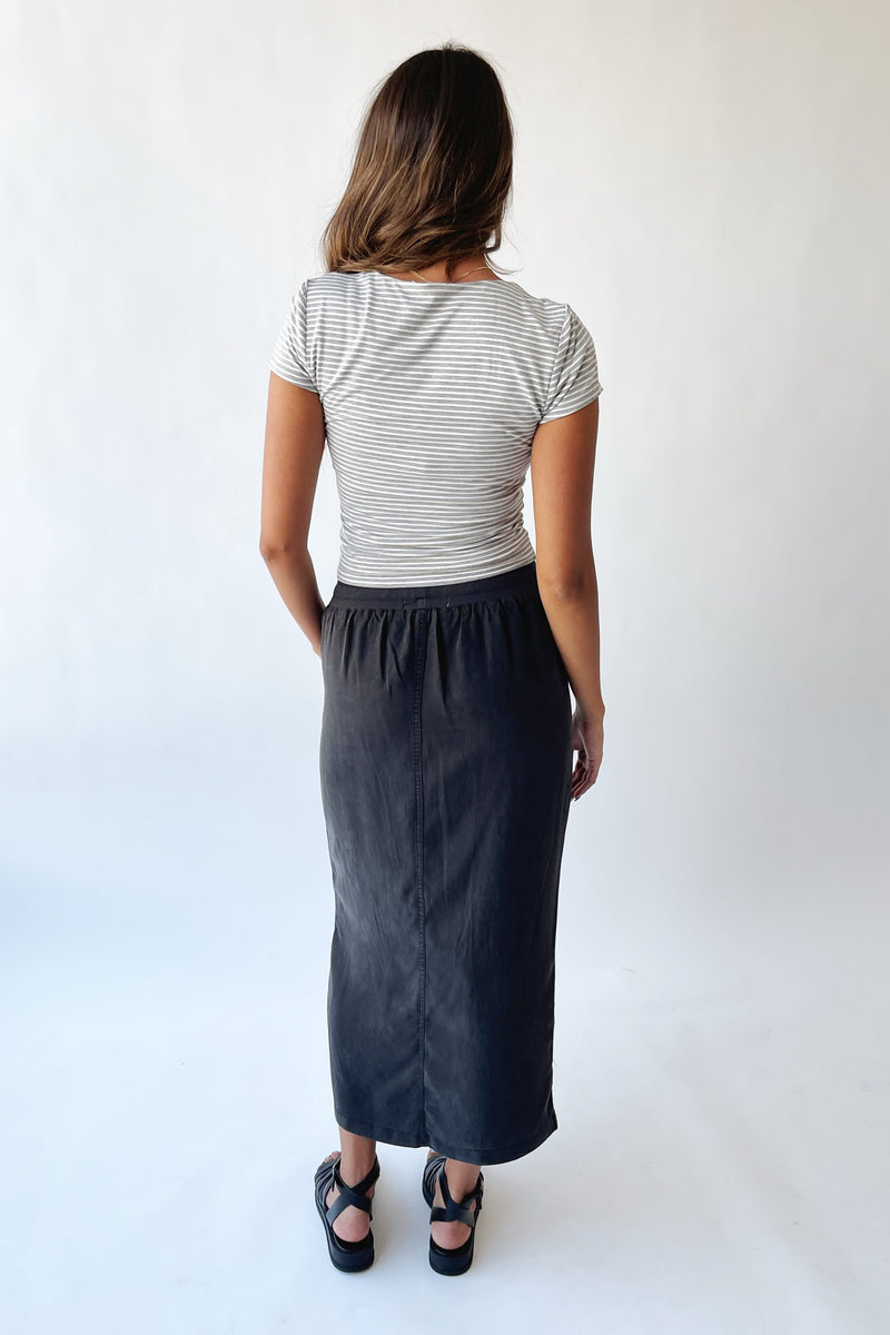 The Walter Basic Layering Tee in Heather Grey
