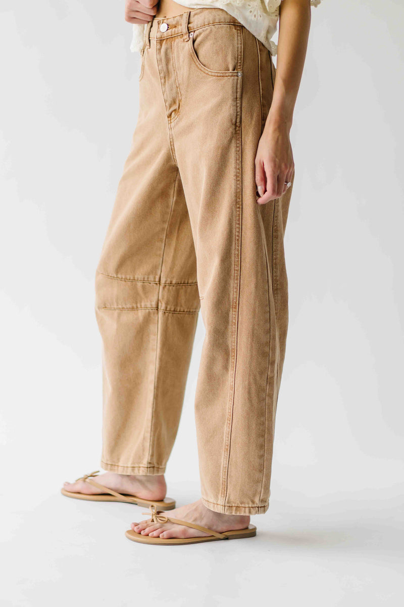 The Annie Slouchy Barrel Jean in Light Rust