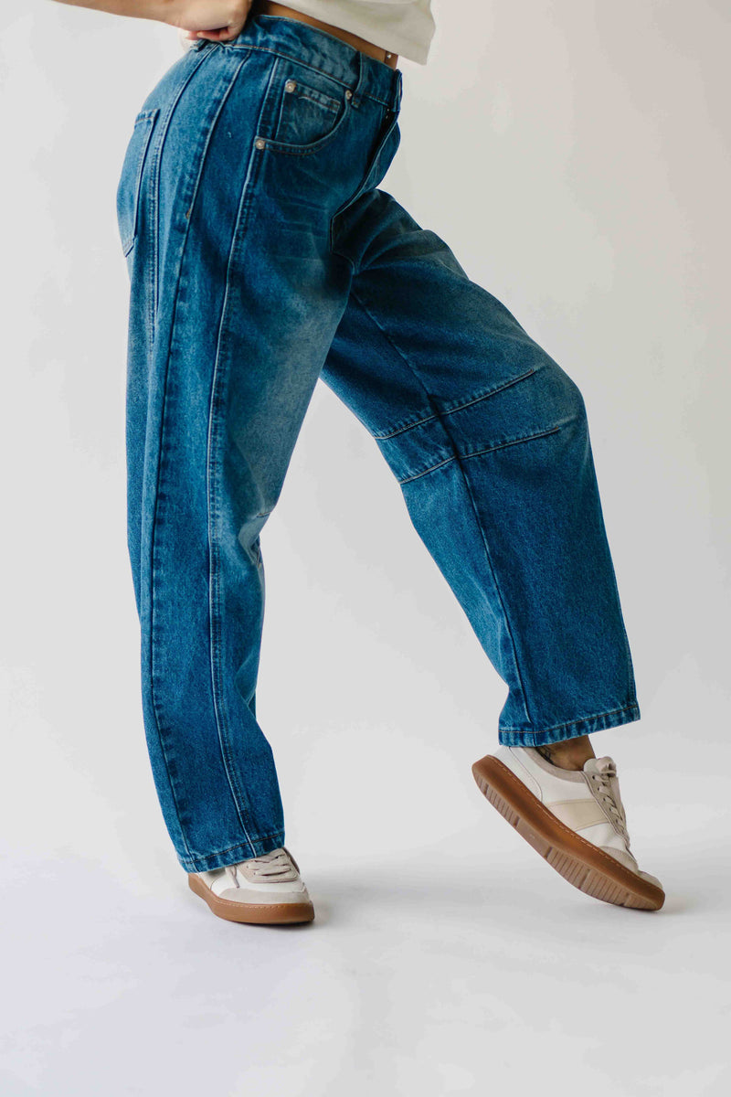 The Annie Slouchy Barrel Jean in Medium Wash