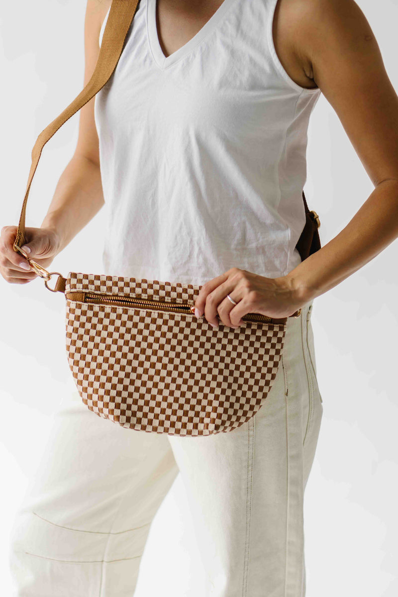 The Westlyn Woven Bag in Checkered Brown