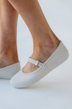 Melissa: The Soft Ballerina Sandal in Beige