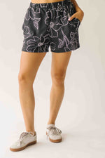 The Ross Ribbed Floral Short in Black