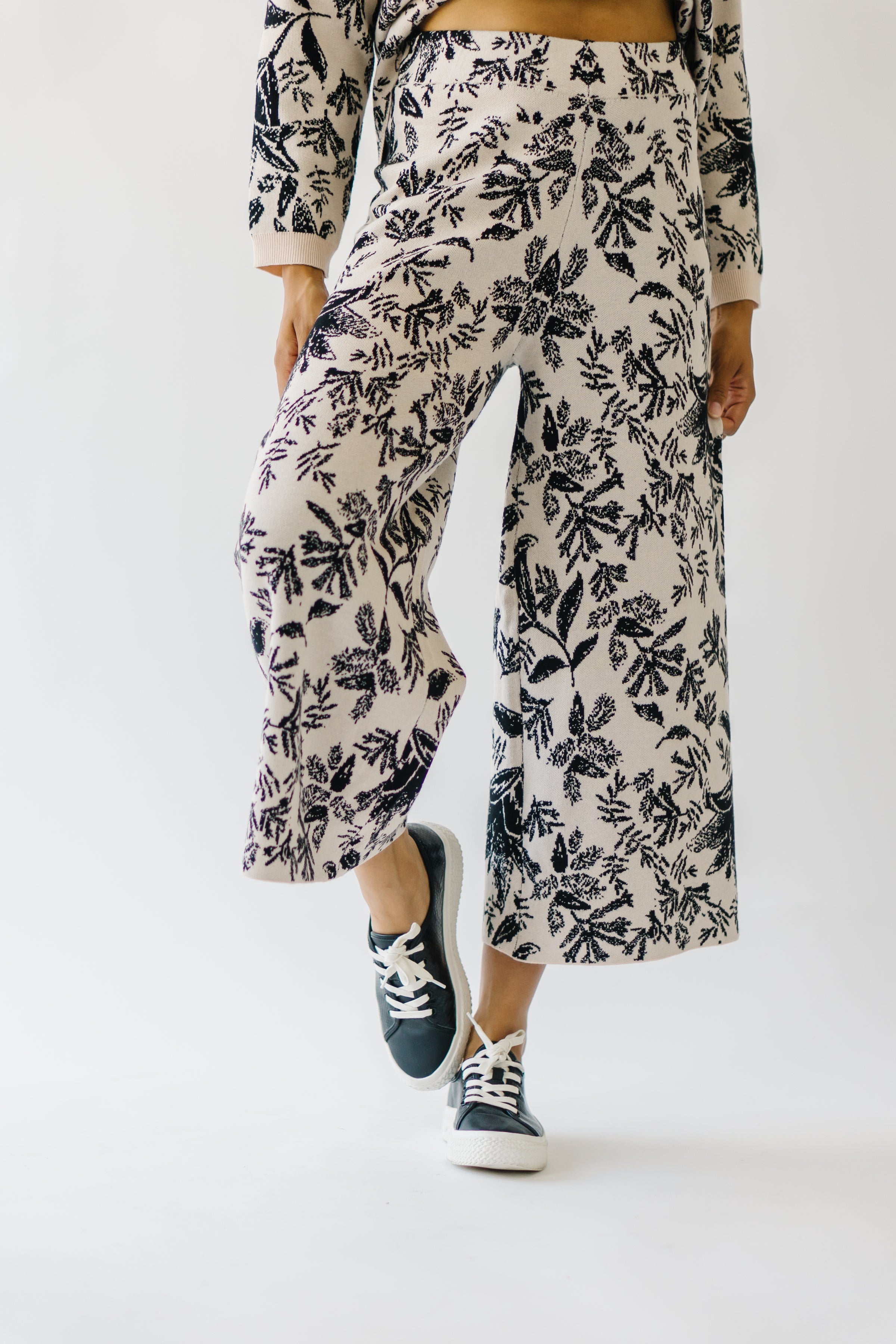 The McFly Wide Leg Pant in Taupe Floral – Piper & Scoot