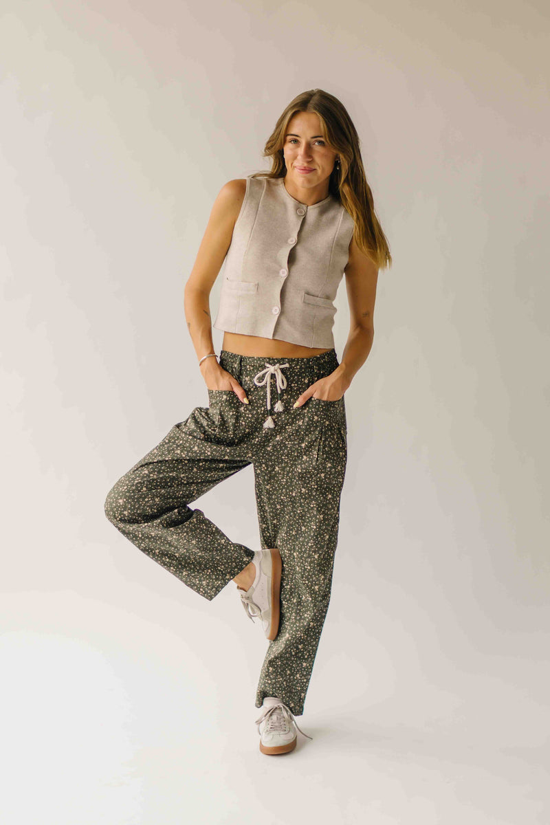The Melanie Ditsy Floral Barrel Pant in Deep Green