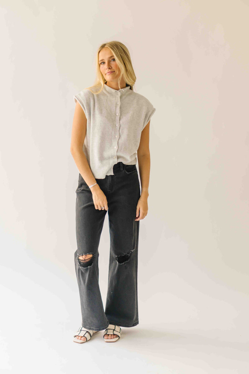 The Lottie Short Sleeved Button-Up Cardigan in Heather Grey