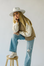 The Hamden Puffer Vest in Mocha