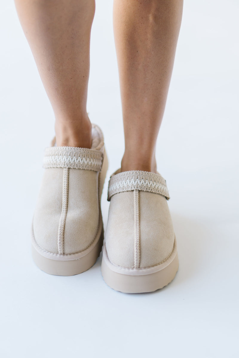 Beach by Matisse: Storm Cozy Clog in Natural