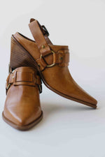 Seychelles: Classified Heel in Tan