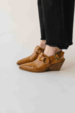 Seychelles: Classified Heel in Tan