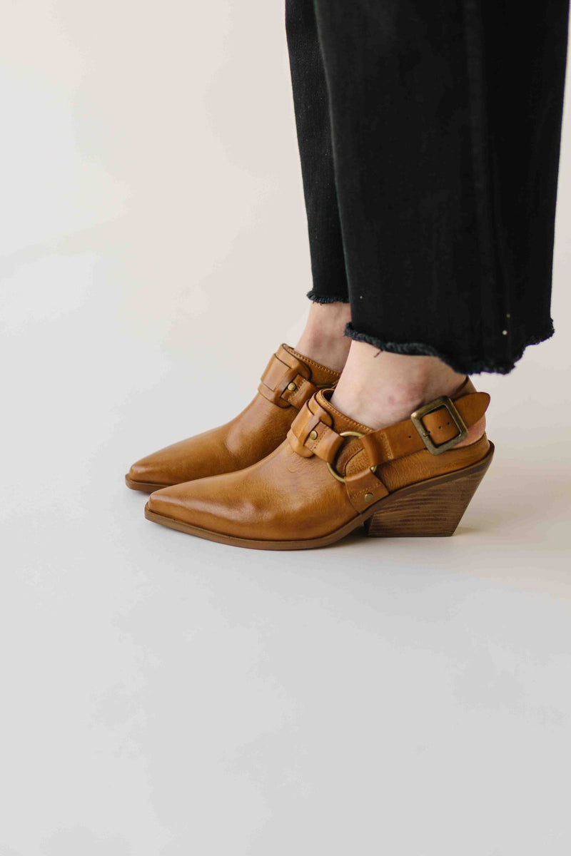 Seychelles: Classified Heel in Tan