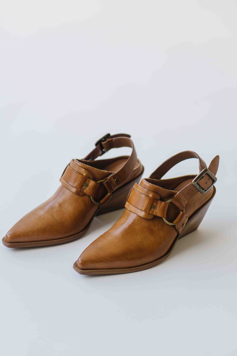 Seychelles: Classified Heel in Tan