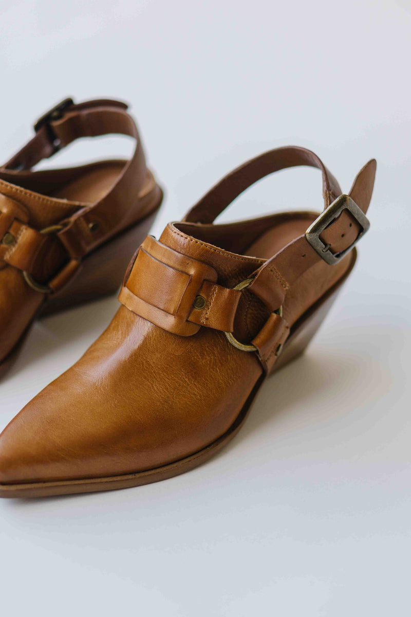 Seychelles: Classified Heel in Tan
