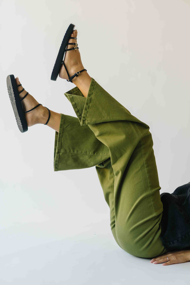 The Vail Scallop Detail Wide Leg Pant in Olive