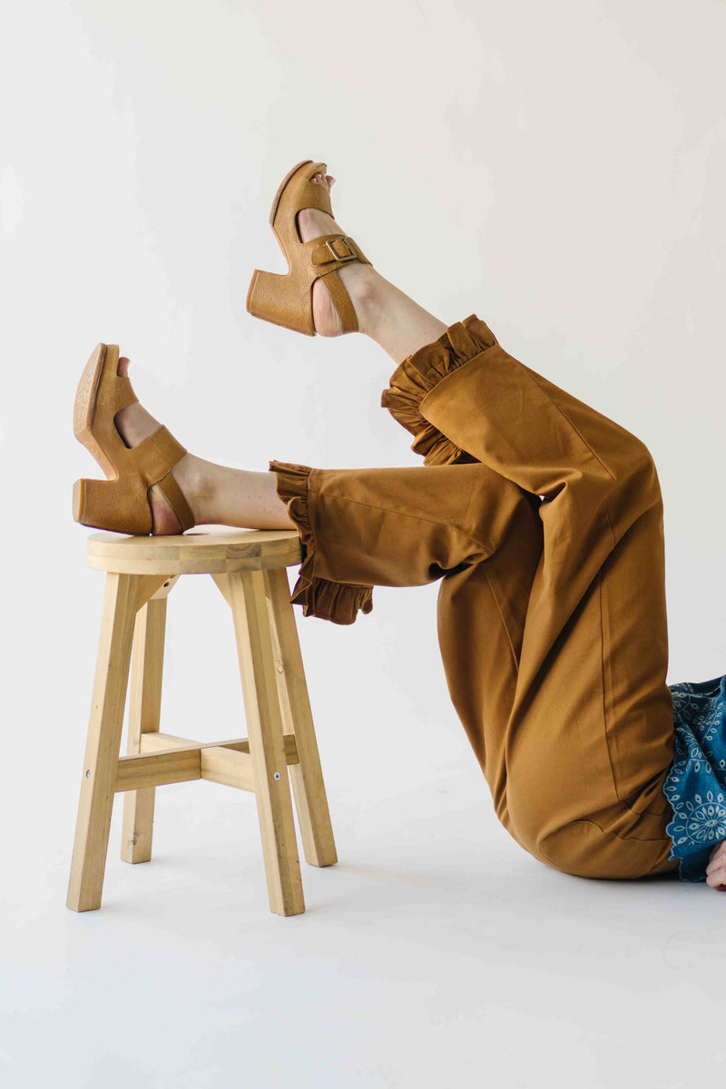 The Layna Ruffle Hem Pant in Mocha