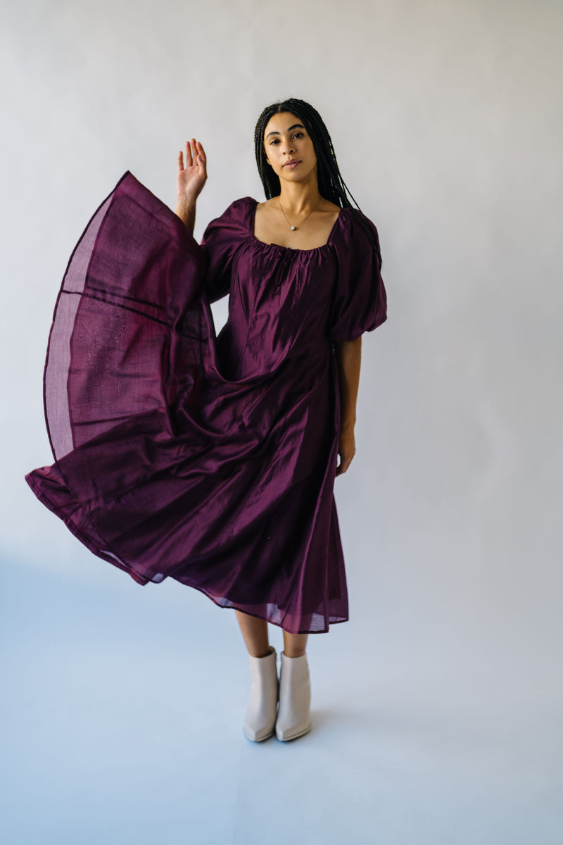 The Gustafson Bubble Sleeve Midi Dress in Plum