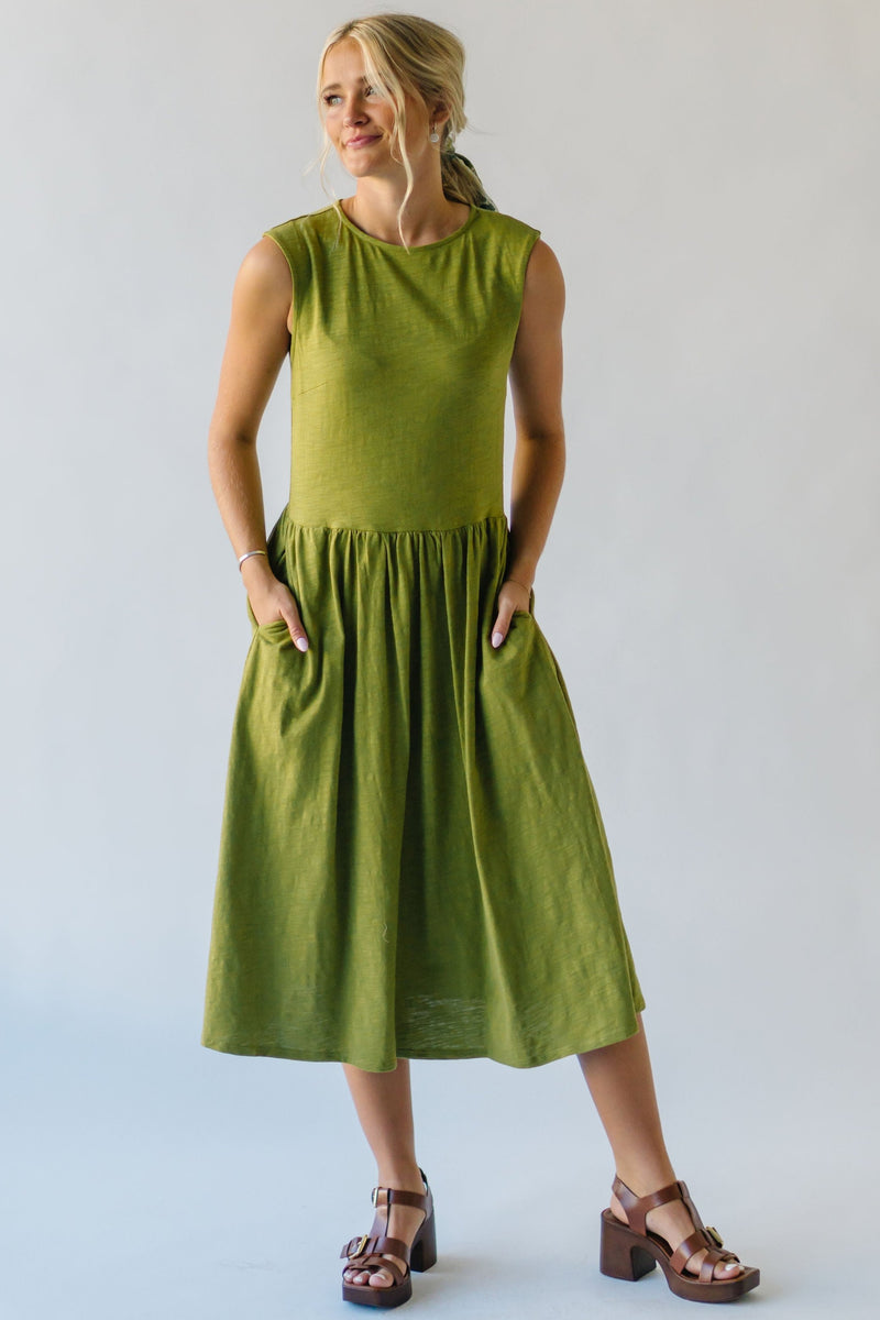 The Genoa Basic Midi Dress in Olive