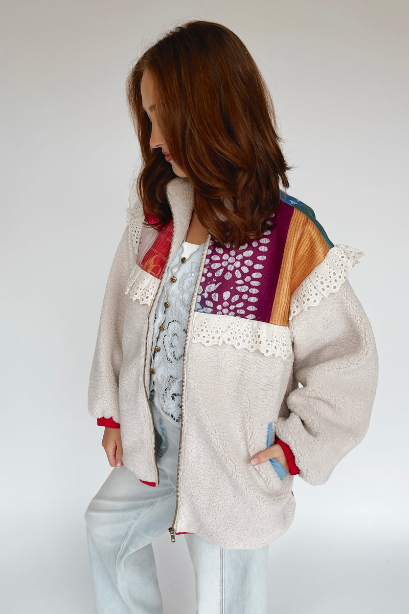 The Dennen Contrast Teddy Jacket in Autumn Cream