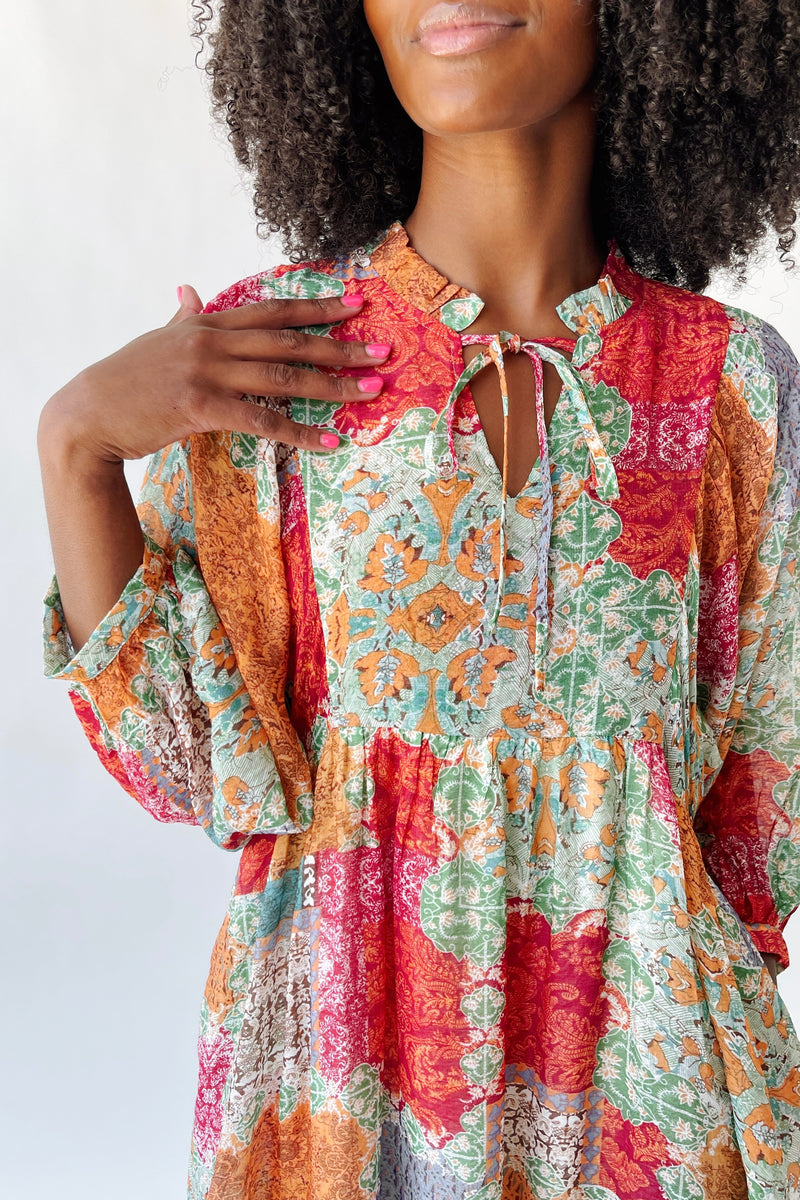 The Ruffino Patterned Puff Sleeve Dress in Lavender Multi
