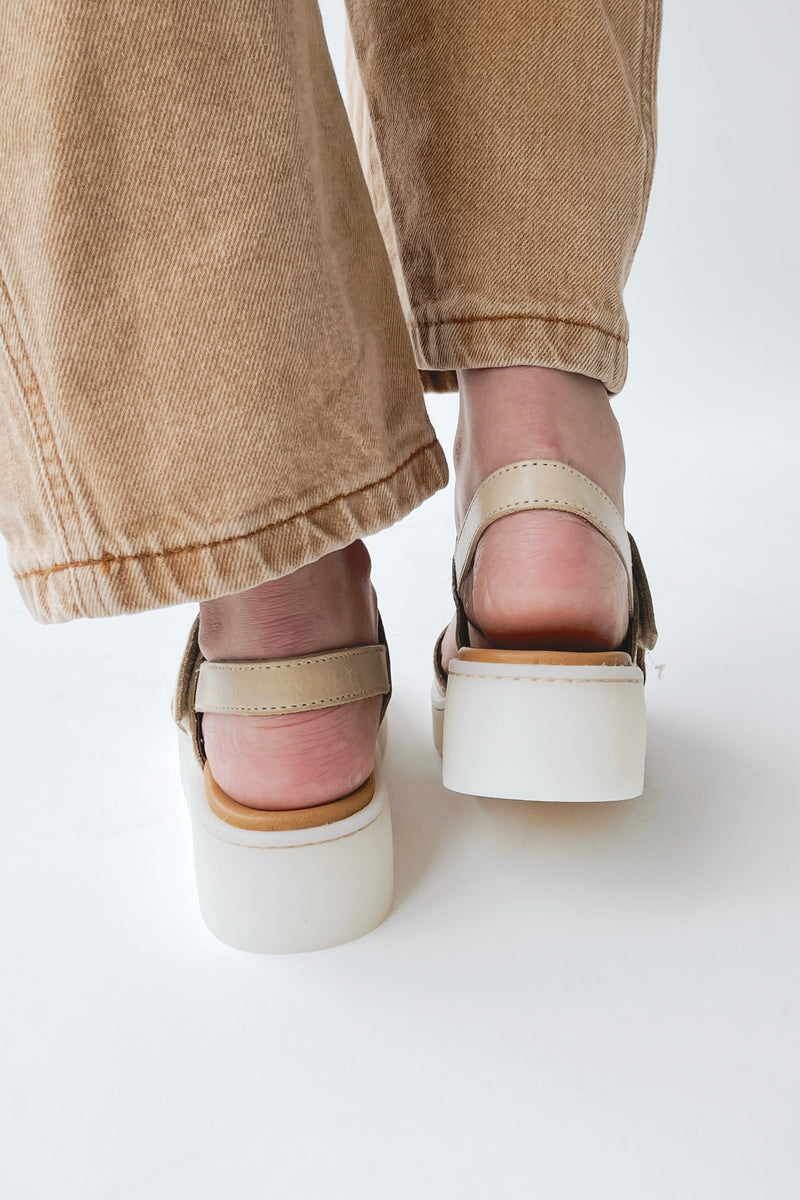 Born: Kit Sandal in Natural (PRE-ORDER: SHIPS IN 2 WEEKS)