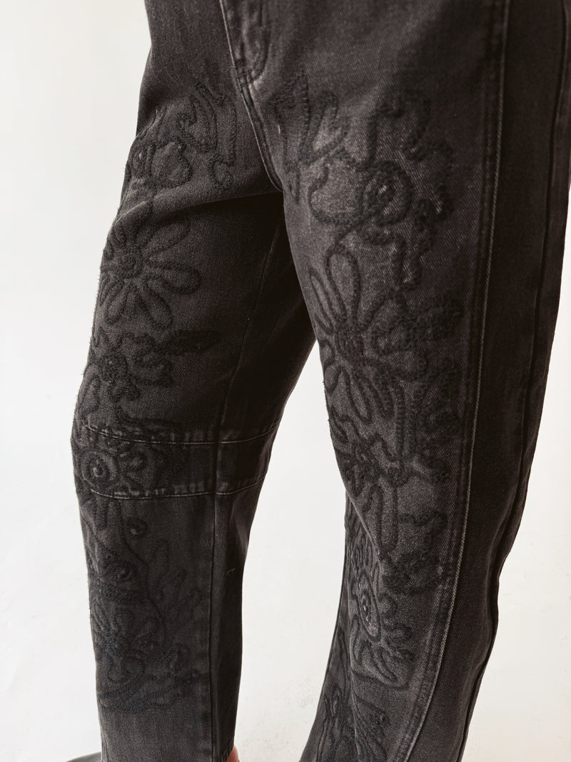 The Brianna Embroidered Barrel Jean in Faded Black