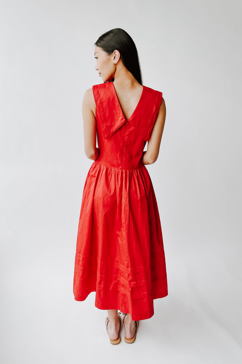 The Reinford Collared Midi Dress in Tomato Red