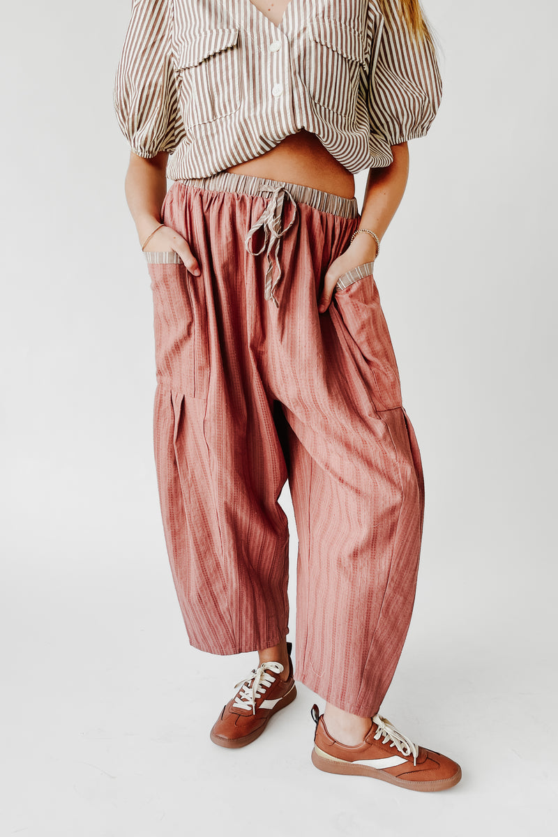 The Clarkston Textured Crop Pant in Rust