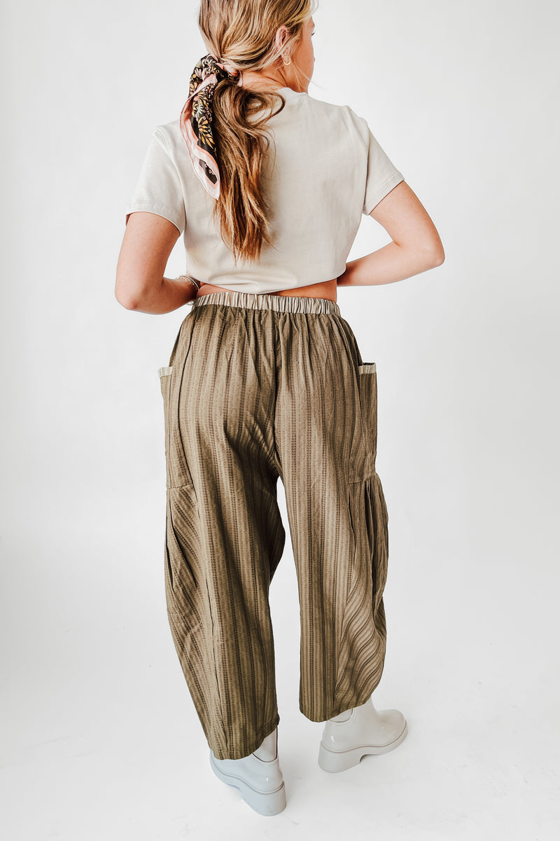 The Clarkston Textured Crop Pant in Olive