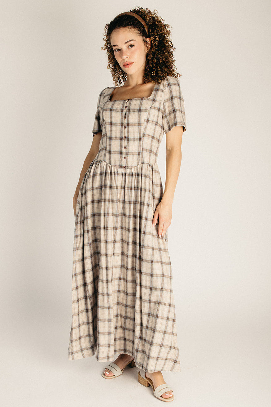 nursing friendly dresses Cotton Dress With Pockets -Bell Sleeve- Green Pumping Church The Best Nursing-Friendly Clothing: Dresses,