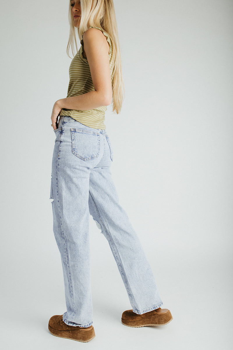 The Runia Straight Leg Jean in Funny Blue