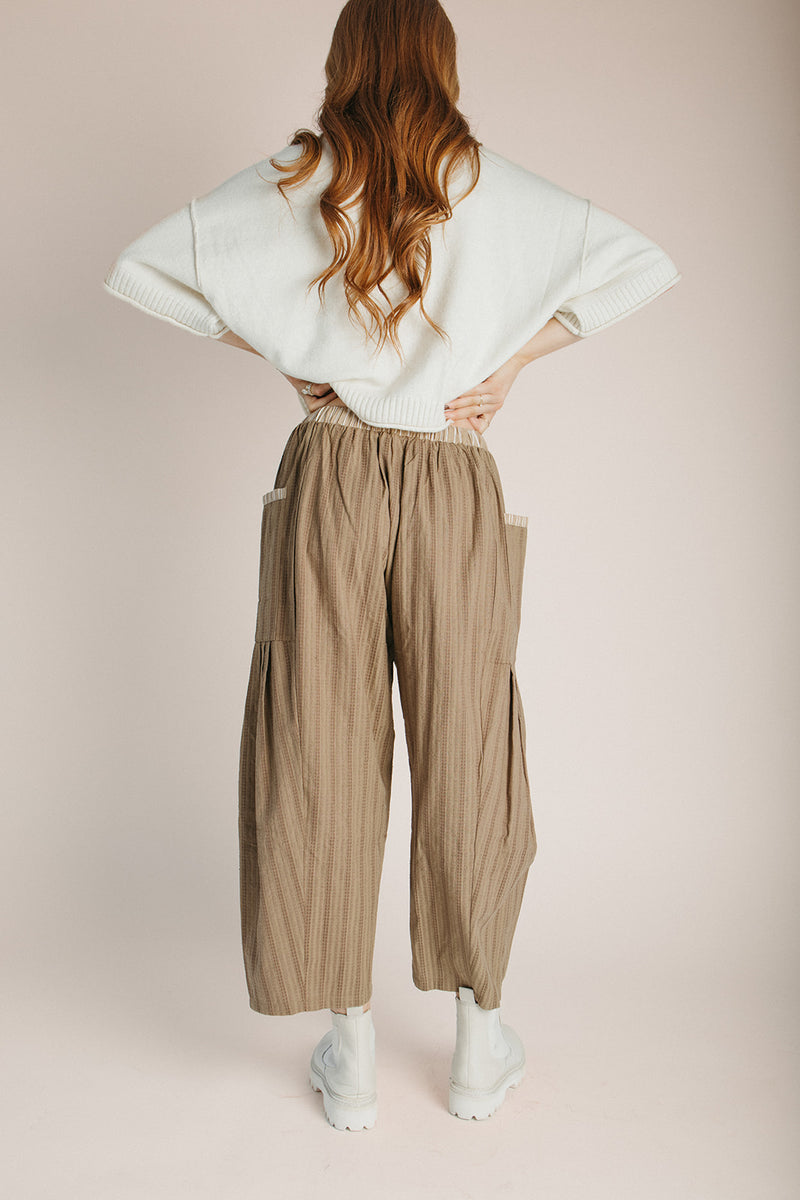 The Clarkston Textured Crop Pant in Olive