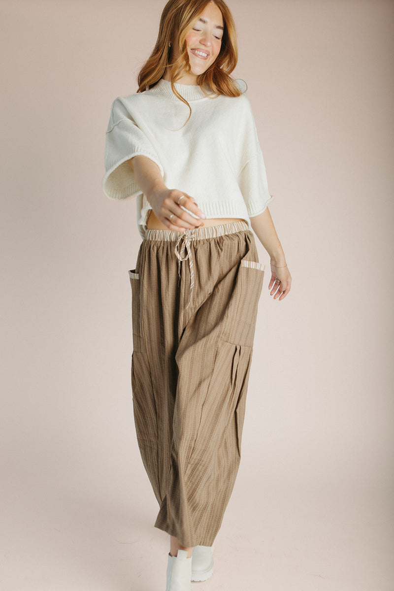 The Clarkston Textured Crop Pant in Olive