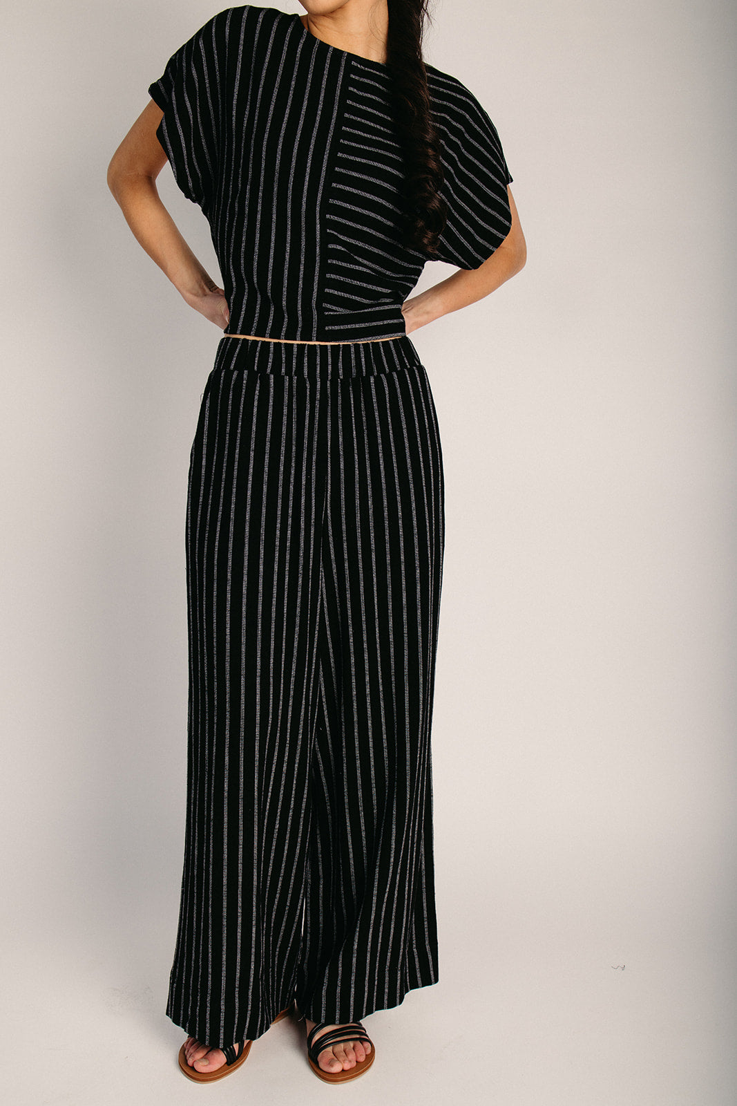 The Jamie Striped Wide Leg Pant in Black Small