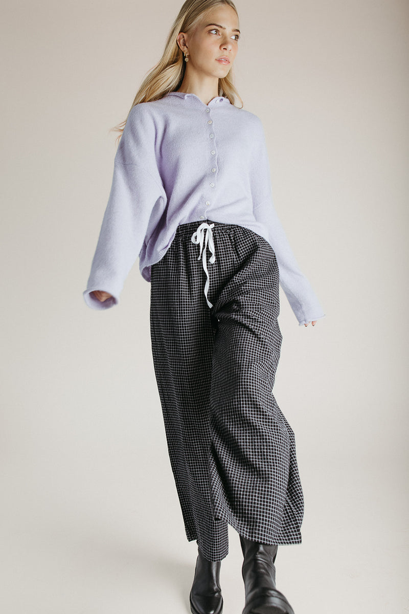 The Jayden Plaid Drawstring Pant in Black